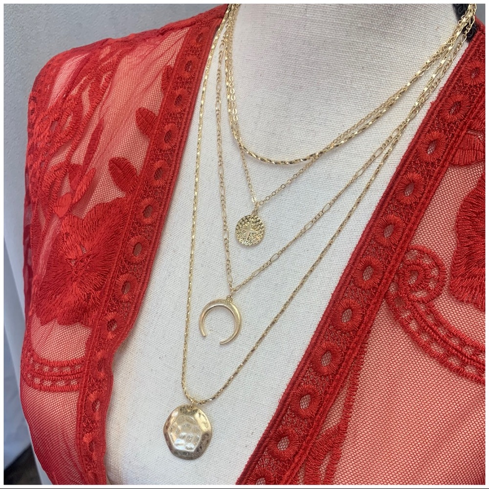 ✨RESTOCKED✨Gold Tone Hammered Layered Necklace - Picture 4 of 4